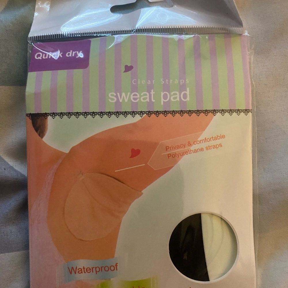 Quik Dry Sweat Pad with Clear Straps